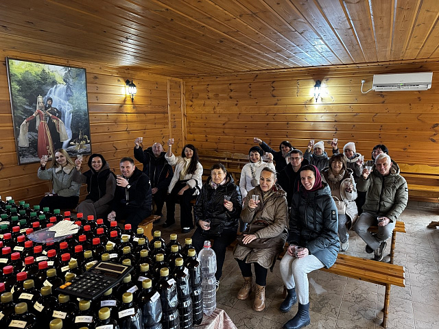 НОВОГОДНИЙ УИКЕНД в СОЧИ Лайт. Тур 6 дней: 2 дня экскурсий + 2 свободных дня
