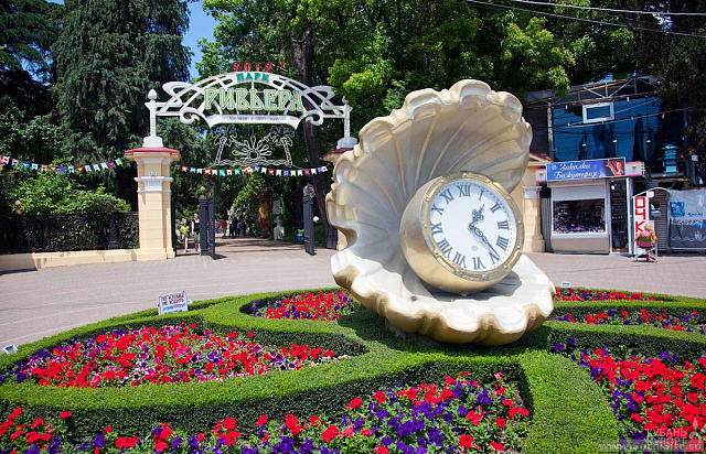 НОВОГОДНИЙ УИКЕНД в СОЧИ. Тур 6 дней: 3 дня экскурсий + 1 свободный день.