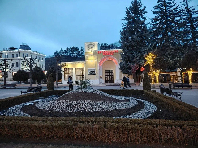 ОПЕРАЦИЯ КМВ, ИЛИ ДРУГИЕ ПРИКЛЮЧЕНИЯ В ГОРАХ ДОМБАЯ: АДЫГЕЯ + ДОМБАЙ + КАРАЧАЕВО-ЧЕРКЕССИЯ + КИСЛОВОДСК