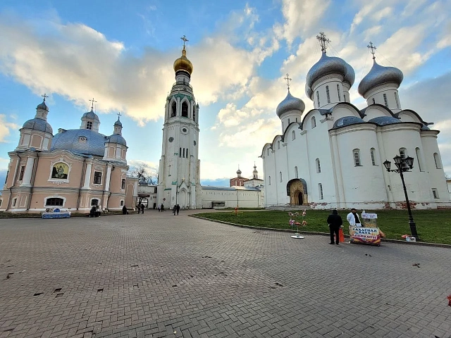 Тур в НОВОГОДНЮЮ СТОЛИЦУ "В Вологде где...где...где"